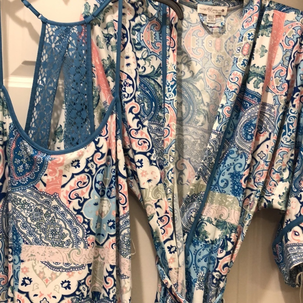 IN BLOOM NIGHTGOWN & ROBE 2-Piece Set NWT sz L